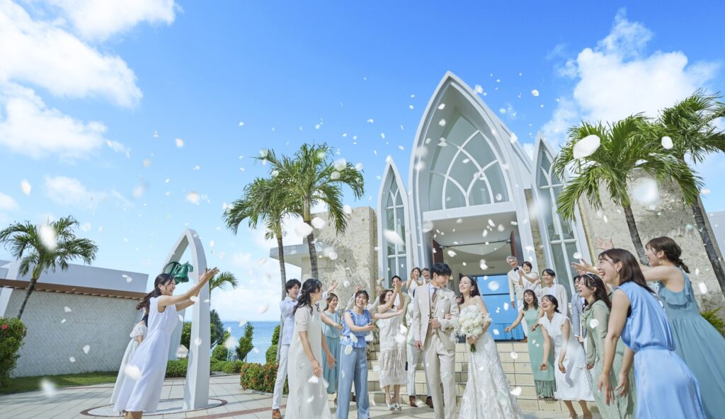 沖繩 艾葵雅教堂 AQUAGRACECHAPEL